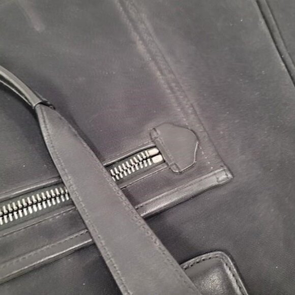 Coach Hamptons 5975 Double Handle Inner Pockets Charm Diaper Tote Bag - Picture 7 of 9